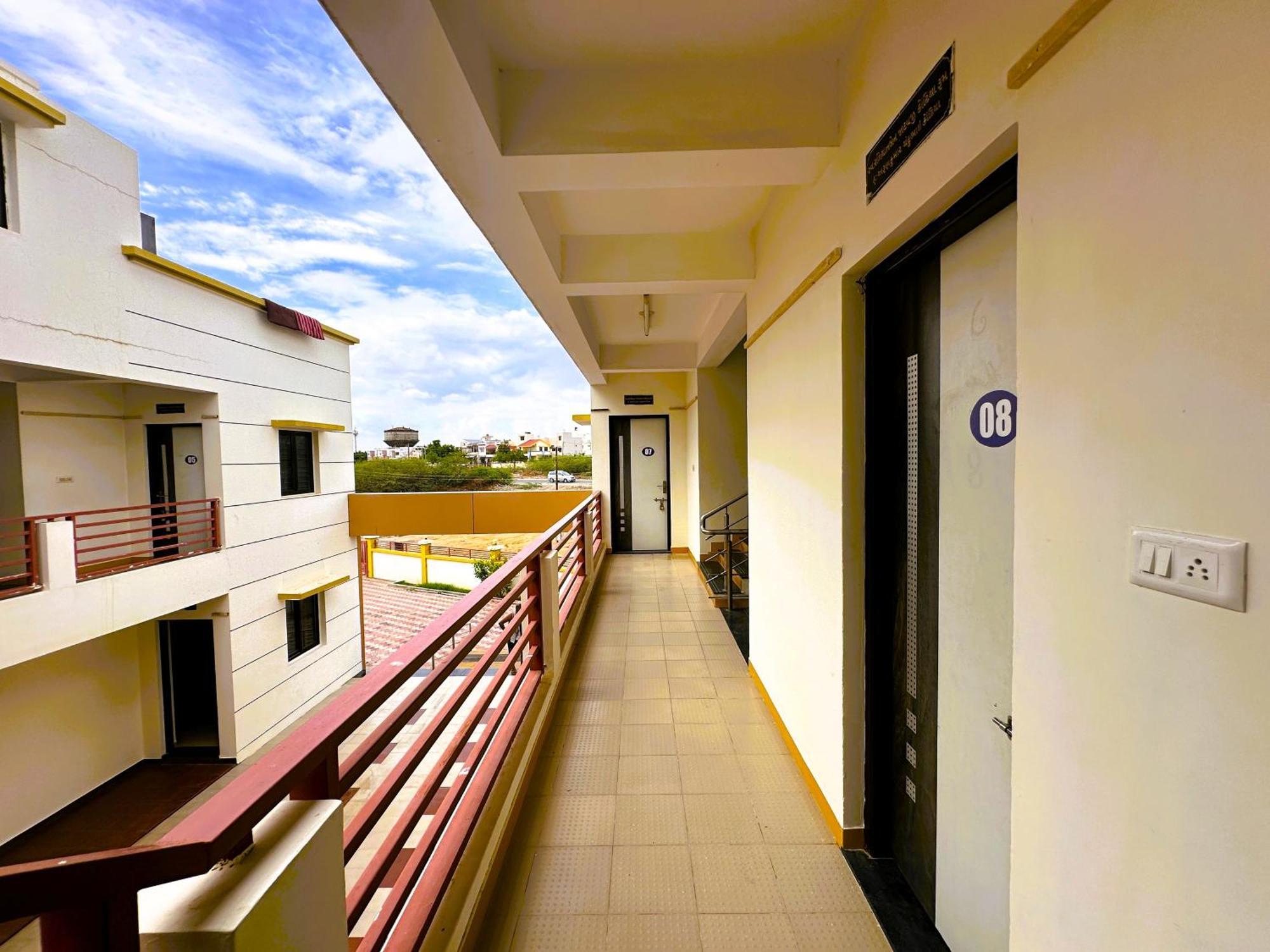Hotel Ranjan Vadi à Bhuj Extérieur photo