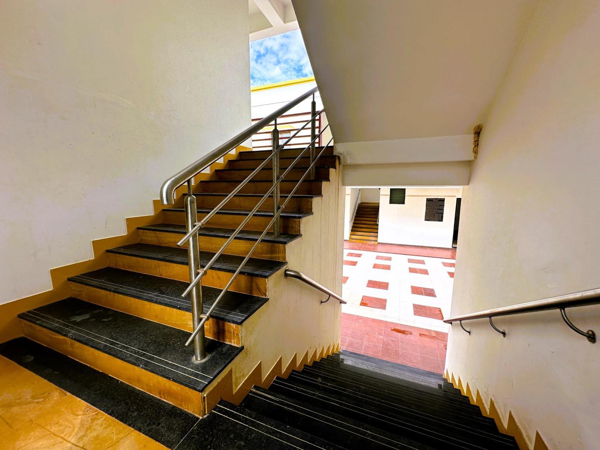 Hotel Ranjan Vadi à Bhuj Extérieur photo