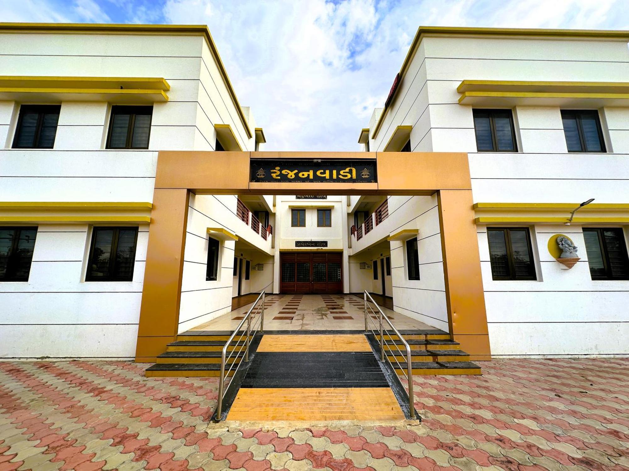 Hotel Ranjan Vadi à Bhuj Extérieur photo